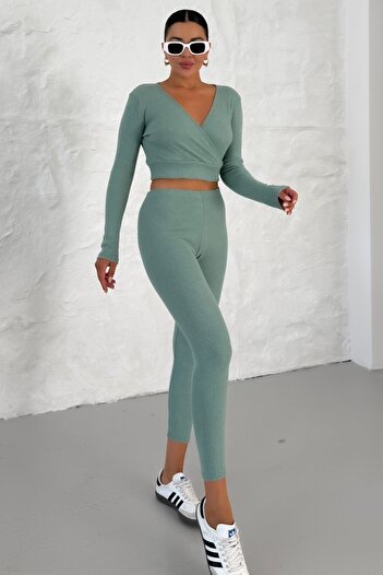 MODAGEN Women's Mint Green V Neck Double Breasted Crop Leggings Bottom-Top Interlock Suit