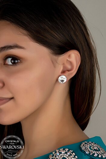 Swaroski Stylish Studded Silver Earrings with Zirconia Crystal Stones |   Minimalist and Modern Casual Elegance