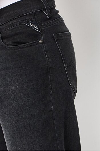 Replay Men Relaxed Fit Washed Stretchable Denim Jeans, Black