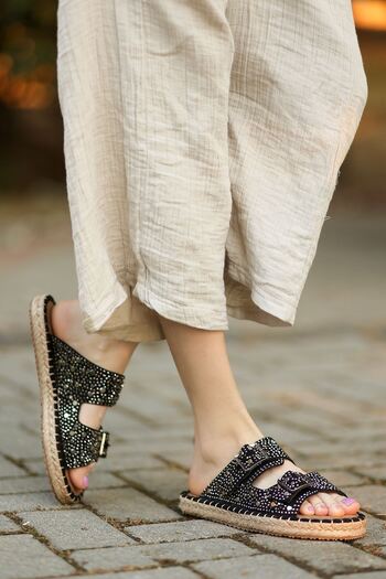 Madam Tarz Stark-102 Buckle Flat Sole Slippers