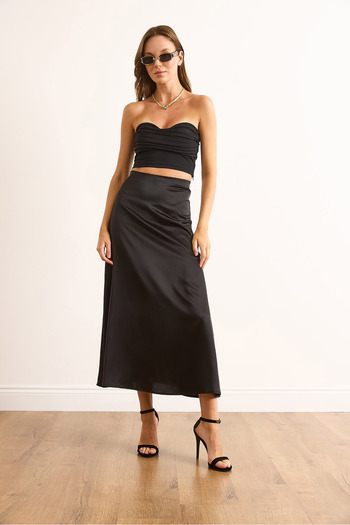 Olalook Women's Black Hidden Zipper Satin Flowy Midi Skirt Etk-19000350