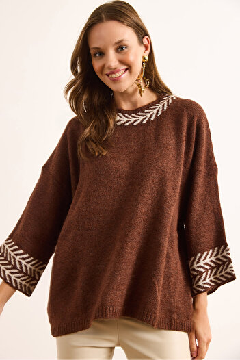 Olalook Women's Brown Cuffed Sleeve Detailed Three-Quarter Sleeve Knitwear Sweater Kzk-19000975