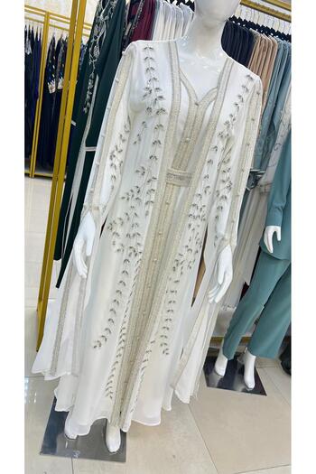 ONE WAY FASHION Two-piece royal dress with delicate hand-embroidered details