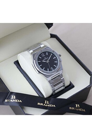 branda Men's Watch with Silver Strap Elegant Design