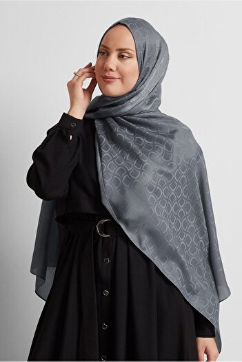 Alvina Jakarli Vual Shawl 8572