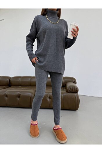 Lamierra Women's Knitwear Set with High Neck Tights