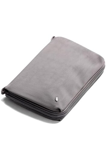 Bellroy Wonder Kit (tech and travel pouch with internal organization)