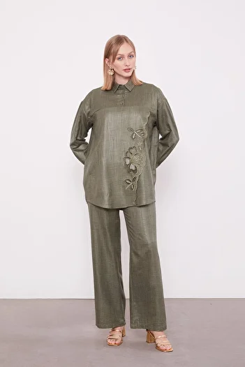 Levidor Khaki Embroidered Rose Detailed Tunic Set