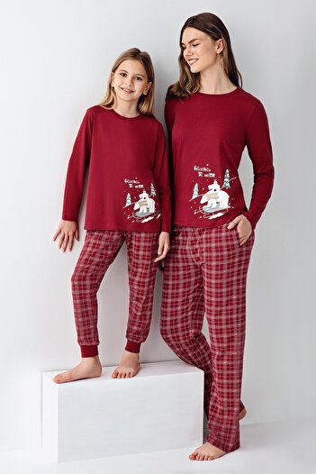 Arnetta Set de pijamale de familie cu concept de început de an în carouri bordeaux pentru femei