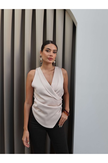 ESRAHELVACI Double-Breasted Asymmetrical Blouse