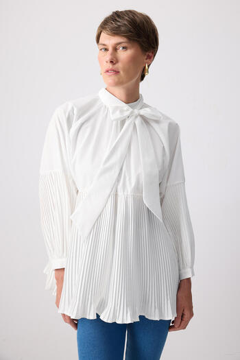 Touché Privé Tunic with Tie at the Collar