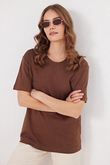 Tudors Women's Relax Fit Comfortable Cut 100% Cotton Soft Textured Lightweight Thick Crew Neck Brown T-Shirt