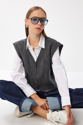 Lovelyİstanbul V-Neck Crop Knitwear Vest Lrg0040 Anthracite