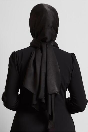 Alvina Satin Shawl 8570