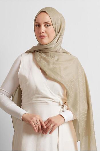 Alvina Jakarli Vual Shawl 8572