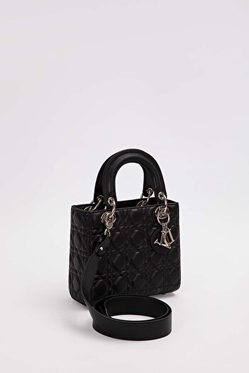 Levidor Black Logo Accessory Detailed Handbag
