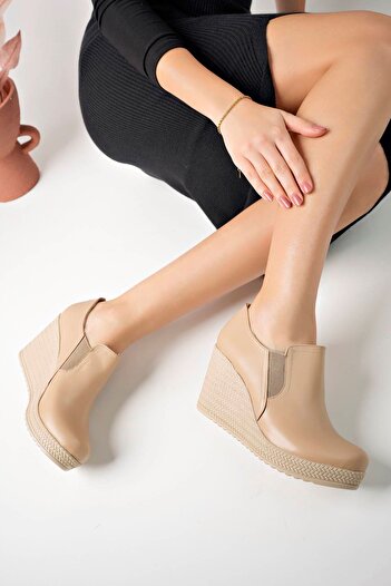İrem Ayakkabı Padded Sole Double Elastic Shoes