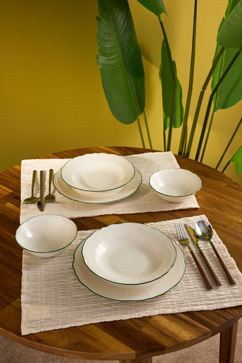 TRENDYOLMİLLA HOME 16 Piece Porcelain Bowl&Hole&Cake&Service Plate Set Tphss25Tbk00025