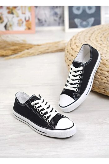 Convers Moda Paris Black Sneaker Star