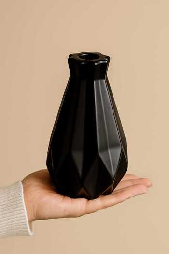 Lapida Home Decor Black Geometric Stone Vase 17 cm - Decorative Tabletop Flower Holder