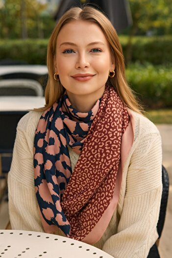 Axesoire 13955 Patchwork Leopard Patterned Pink Shawl