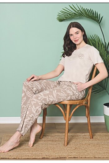 Over Sleep by Poleren Anti-Wrinkle Fabric Short Sleeve Women's Pajama Set