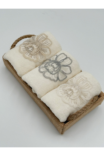 AYHANHOME 3-Piece Dowry Gift Set 30X50 Kitchen Towel Set with Guipure in Wicker Basket