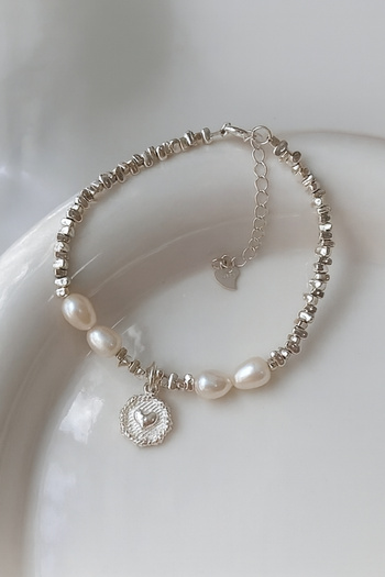 The Collection Minimal Design Bracelet with Pearls and Hearts Pinterest Pearl Stone Princess Bracelet