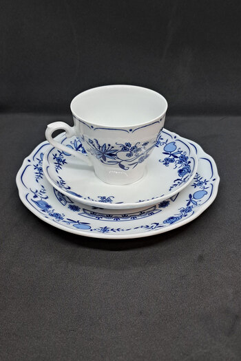Bavaria Graff von Henneberg Bone China Pattern Antique Porcelain Double Coffee Cup 3 Pieces 130 ml