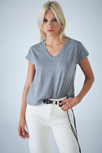 Cool & Sexy Women's Gray V-Neck T-Shirt Lpp1311