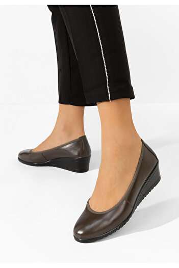 B T Shoes Josmia khaki platform shoes