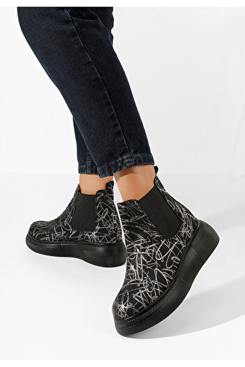 B T Shoes Černé dámské chelsea boty Kisalia V4