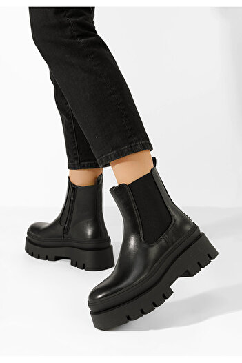 B T Shoes Černé dámské chelsea boty Solia