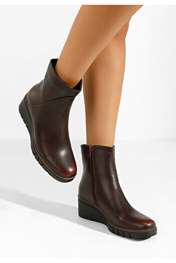 B T Shoes Deresa platform boots in navy blue
