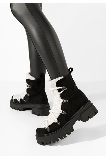B T Shoes Černé kotníkové zimní boty Kisha