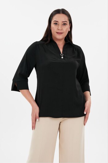 FUERTE XL Plus Size Chiffon Blouse with Pearl and Buckle Detail