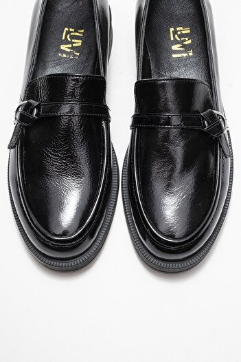 LuviShoes GALEA Черни лачени дамски мокасини с катарама от естествена кожа