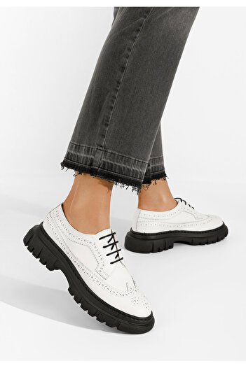 B T Shoes Bílé kožené polobotky Henise V3