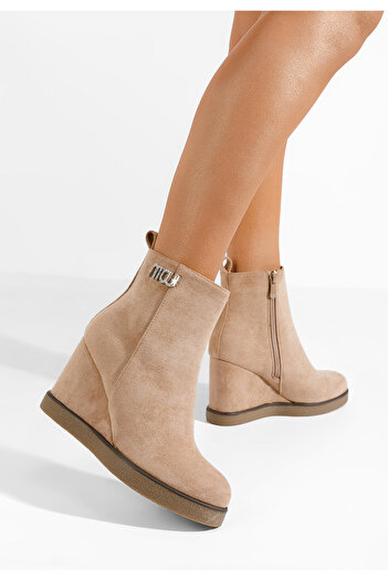 B T Shoes Khaki kotníkové boty na klínku Niau