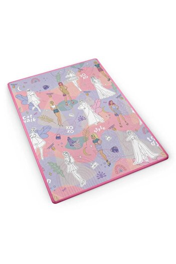 Ricokids 2-in-1 play space, foam mat and coloring book, provides thermal insulation from the sun...