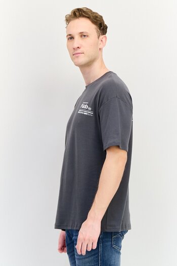 Fudo Men Crew Neck Short Sleeve Brand Logo T-Shirt, Dark Grey