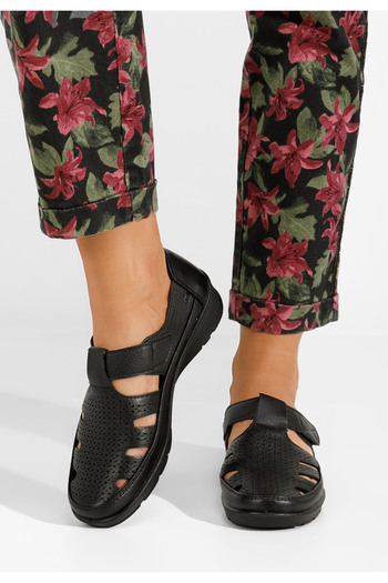 B T Shoes Černé dámské espadrilky Gerania