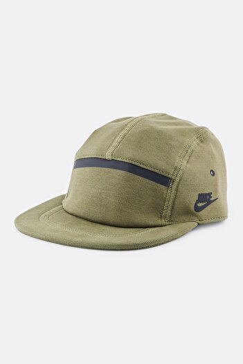 Nike Men Fly Unstructured Tech Fleece Cap, Olive