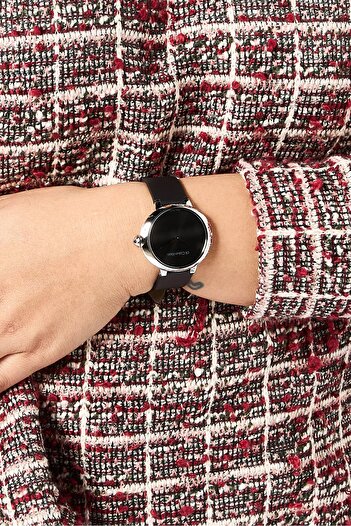 Calvin Klein Women 25000049 Leather Strap Analog Watch 33mm, Black