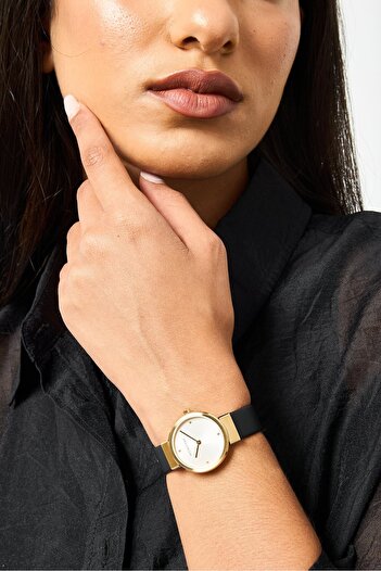 Calvin Klein Women 25000045 Analog Leather Watch 28mm, Black