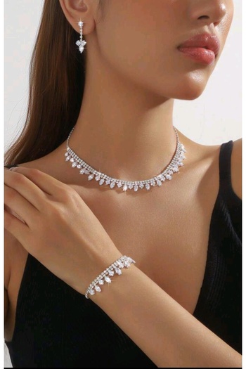 Ümaks Silvers Elegant Sparkling Zircon Stone Bridal Jewelry Set (Necklace-Earrings-Bangle)