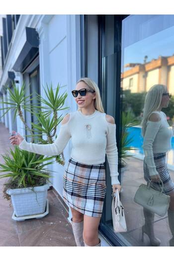 For Angels Off-The-Shoulder Sweater with Stone Accessories on the Front
