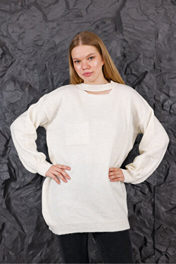 BLUSS Women's Oversize Cut Collar Detailed Knitwear Sweater - 7 Colors