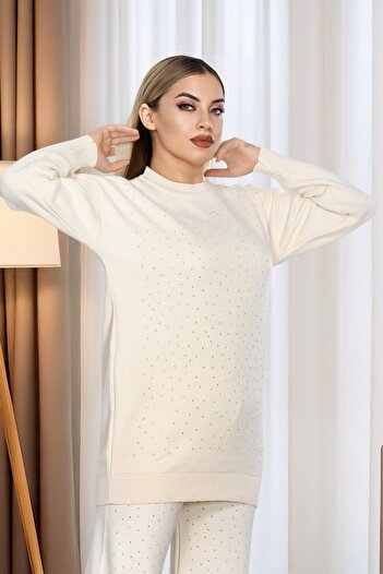 Sena Women's Knitwear Set with Stone Detail on the Front