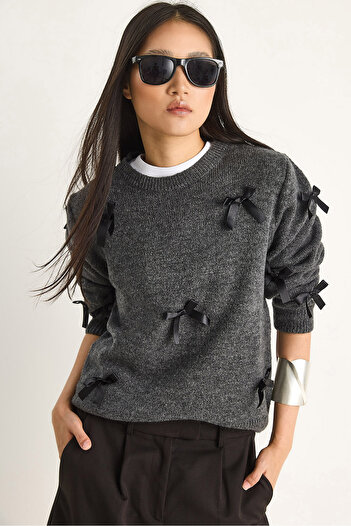 Bianco Lucci Women's Bowknot Regular Knitwear Sweater 20246871